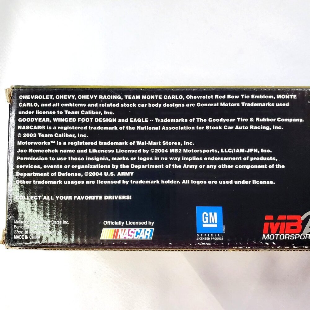 VTG Motorworks Joe Nemechek U.S. Army 01 NASCAR 1:24 Scale Die-Cast Car 2003 - Picture 8 of 9
